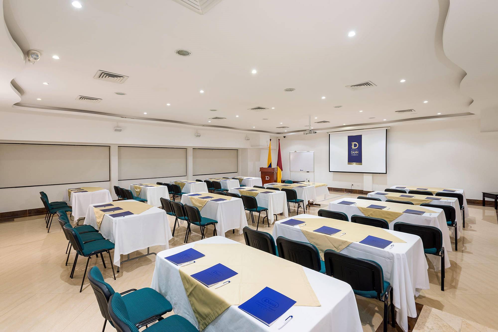 Hotel Dann Combeima Ibague Bagian luar foto